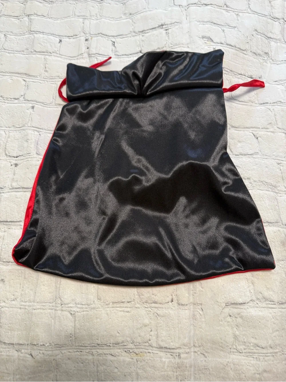 Pet Warrior Red Satin Cape & White Bib Bow Pet Costume Set. Vampire Halloween Co